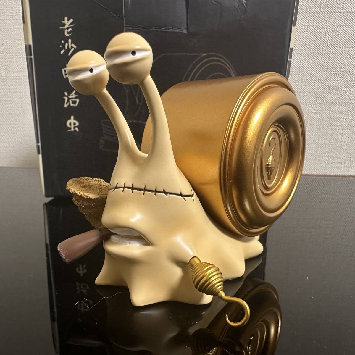 国内即発送可能 ワンピース サー・クロコダイル 電伝虫 でんでんむし