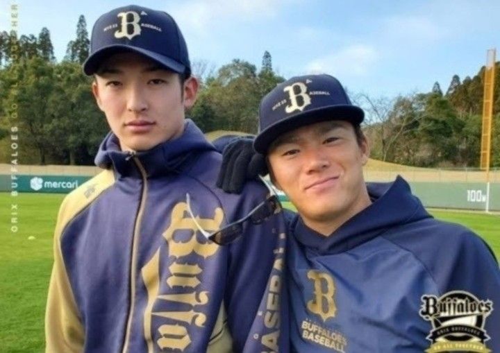 オリックス バファローズ スウェットフーディ デサント L パーカー