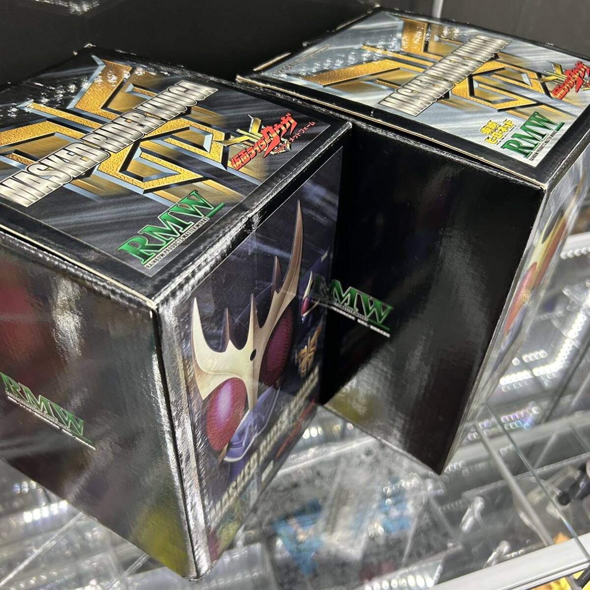 2体セット レインボー造型 RMW 仮面ライダークウガ 1/2 スケール