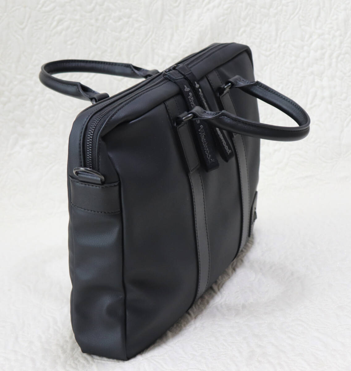 新品タグ付き【ヴィヴィアンウエストウッド】ORBプレート ビジネス