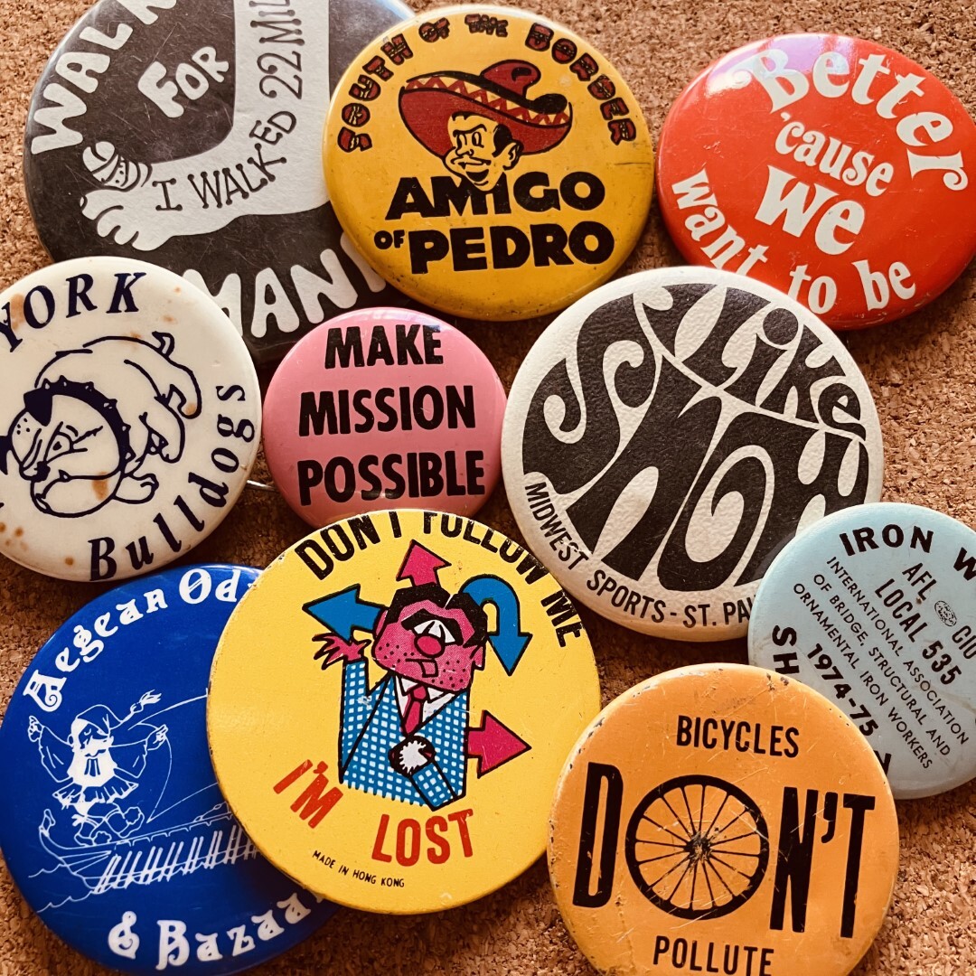 ① USA 缶バッジ10個／アメリカ／ヴィンテージ／ノベルティ／缶バッチ