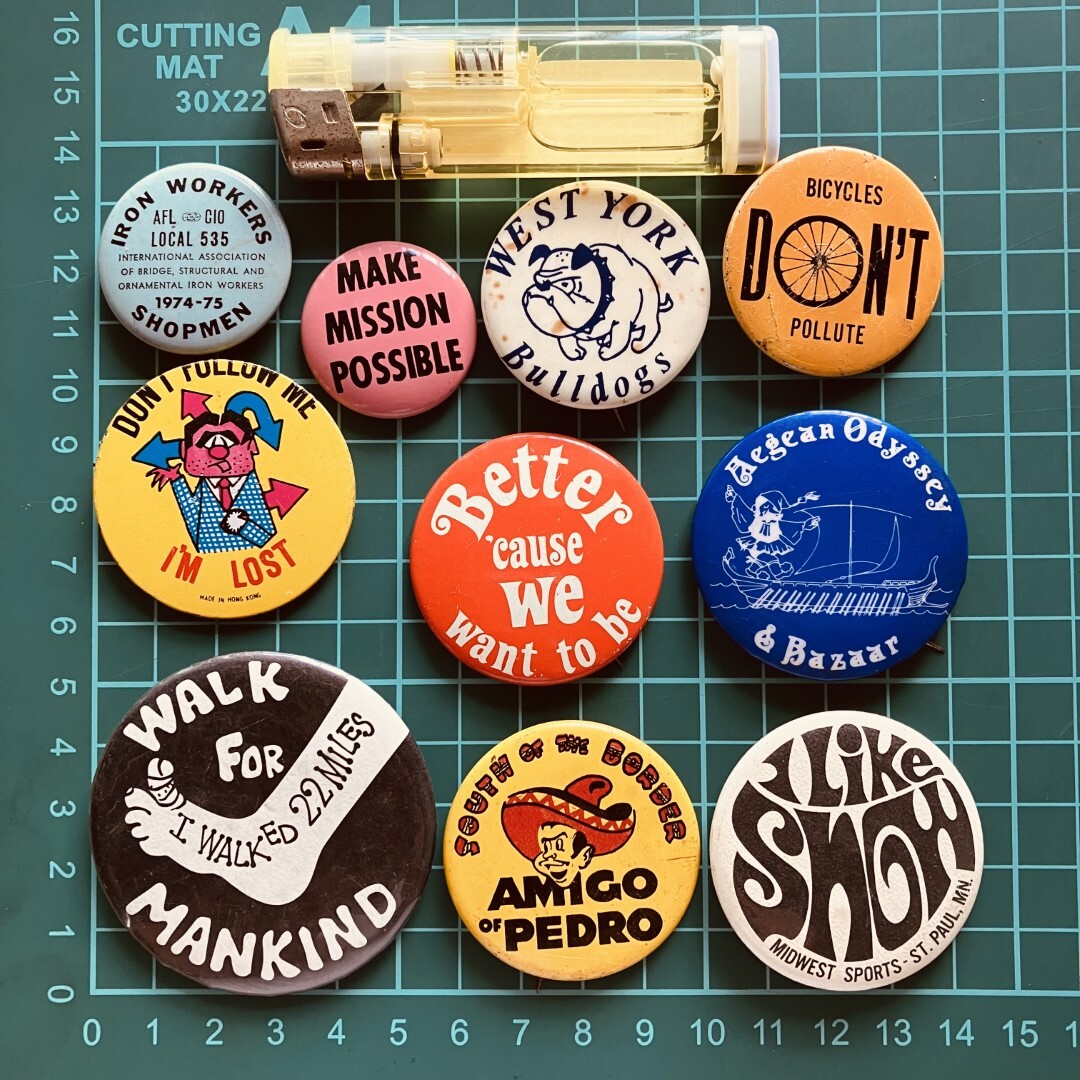 ① USA 缶バッジ10個／アメリカ／ヴィンテージ／ノベルティ／缶バッチ