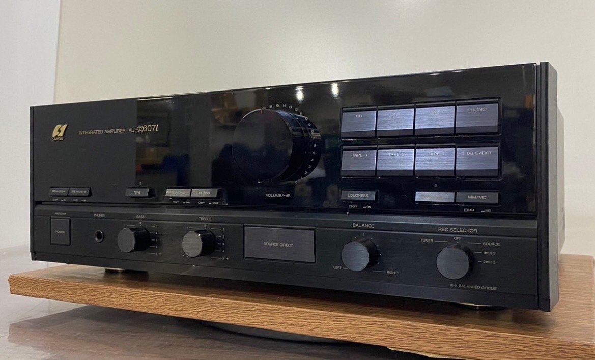 SANSUI 名機「AU- 777」 美品・動作品 AU-777 SANSUI プリメインアンプ