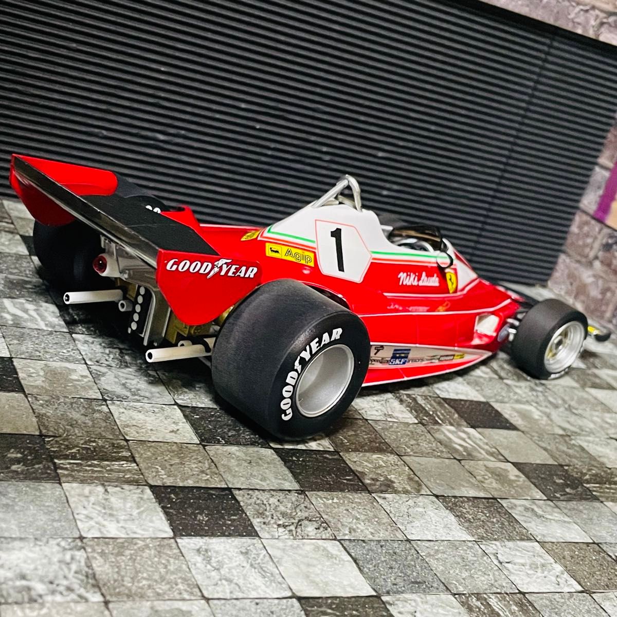 カスタム品 1/18 Mattel Elite フェラーリ 312T2 1976｜Yahoo!フリマ