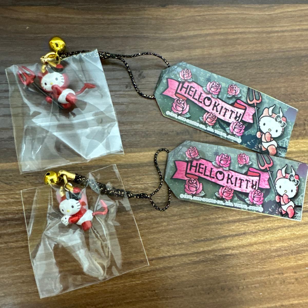 キティちゃん 根付け ストラップ 2006年 デビルKT2点｜Yahoo!フリマ
