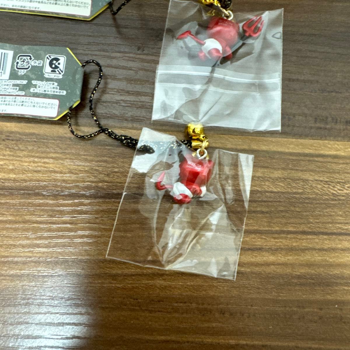 キティちゃん 根付け ストラップ 2006年 デビルKT2点｜Yahoo!フリマ