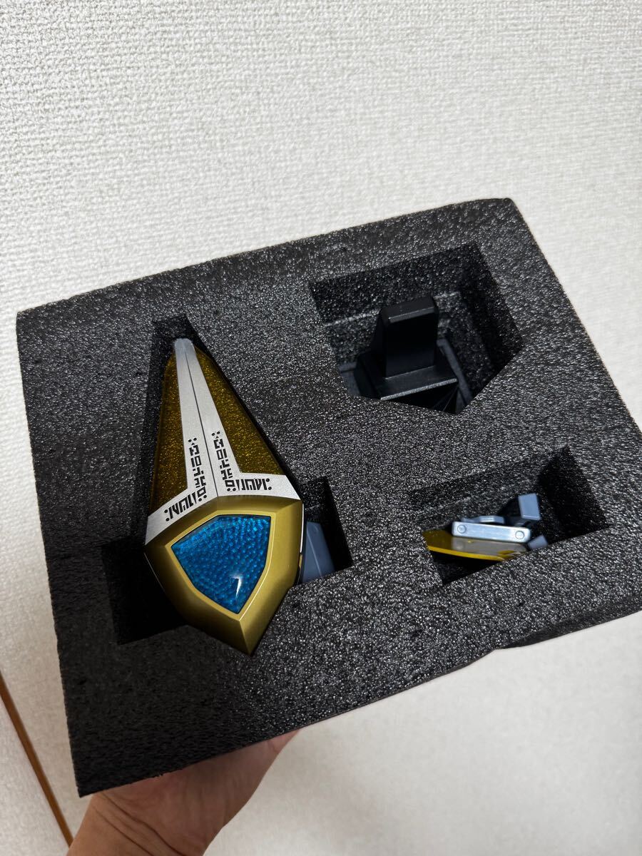 Yahoo!オークション - 自動回転&展開 ウルトラレプリカ アグレイター