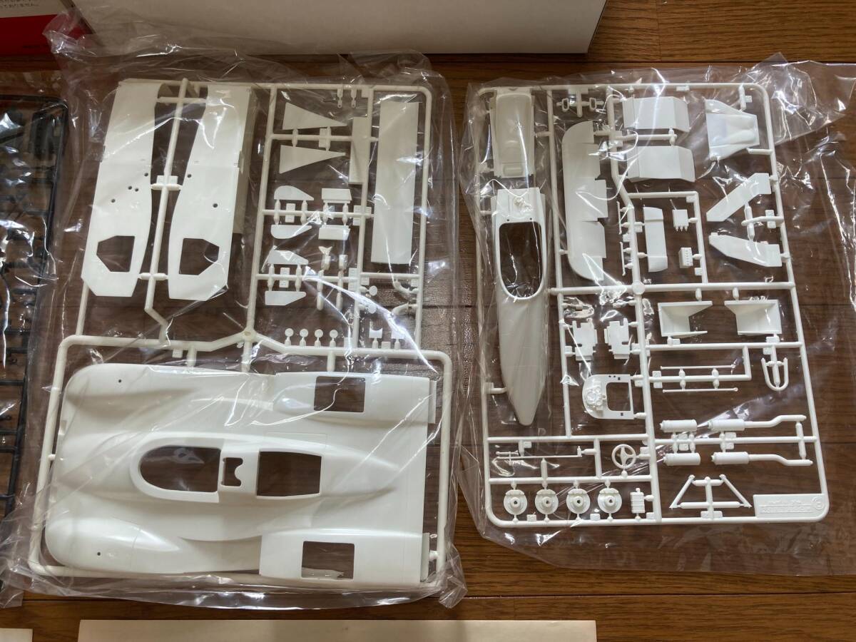 Yahoo!オークション - モデラーズ 1/20 '88キャビンレーシングチーム M