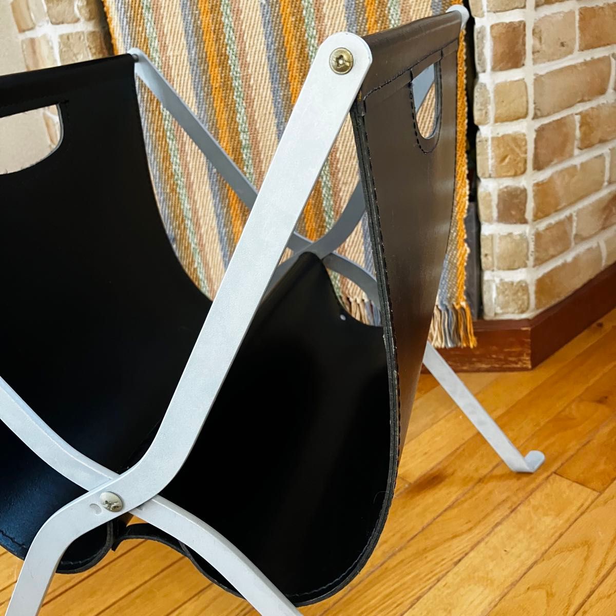 お洒落 Actus アクタス マガジンラック ブラック 本革レザー 廃盤 希少