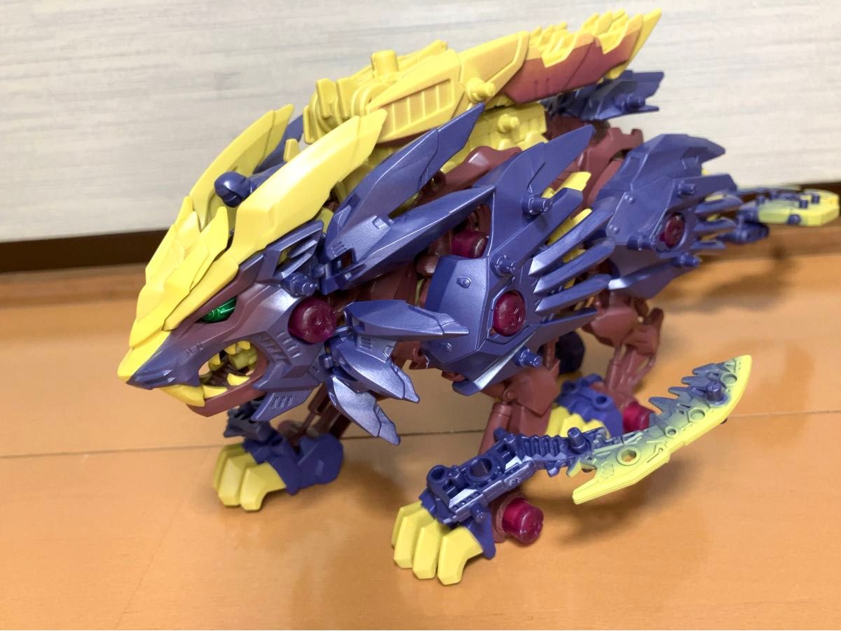 モンハンコラボゾイド ビーストライガー 禍鎧(まがい) ソニックバード