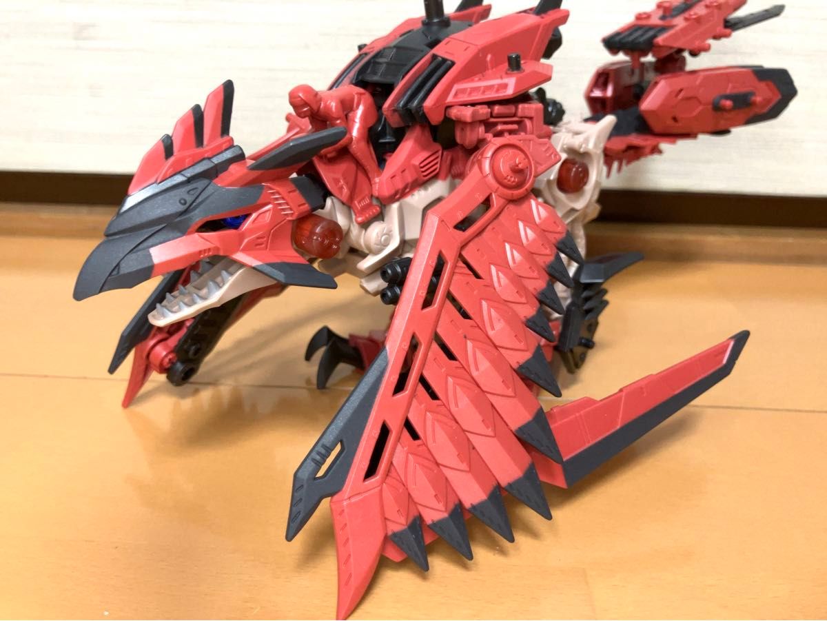 モンハンコラボゾイド ビーストライガー 禍鎧(まがい) ソニックバード