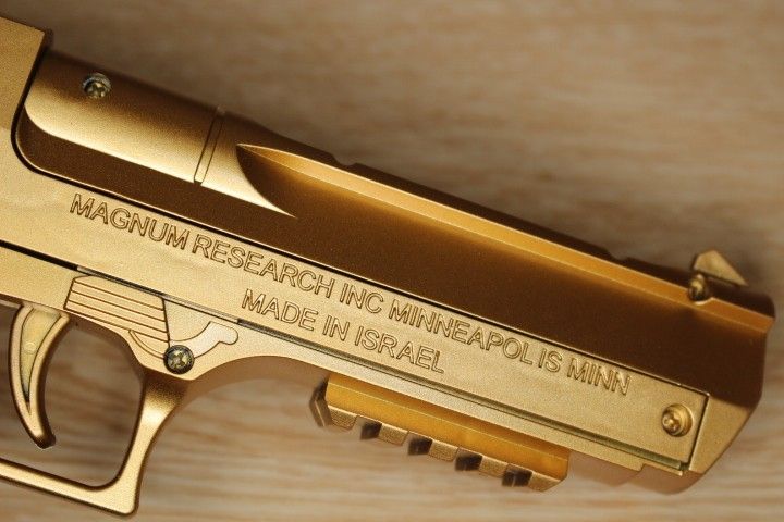 2丁セット ゴールド デザートイーグル デッドプール コスプレ 動力源無