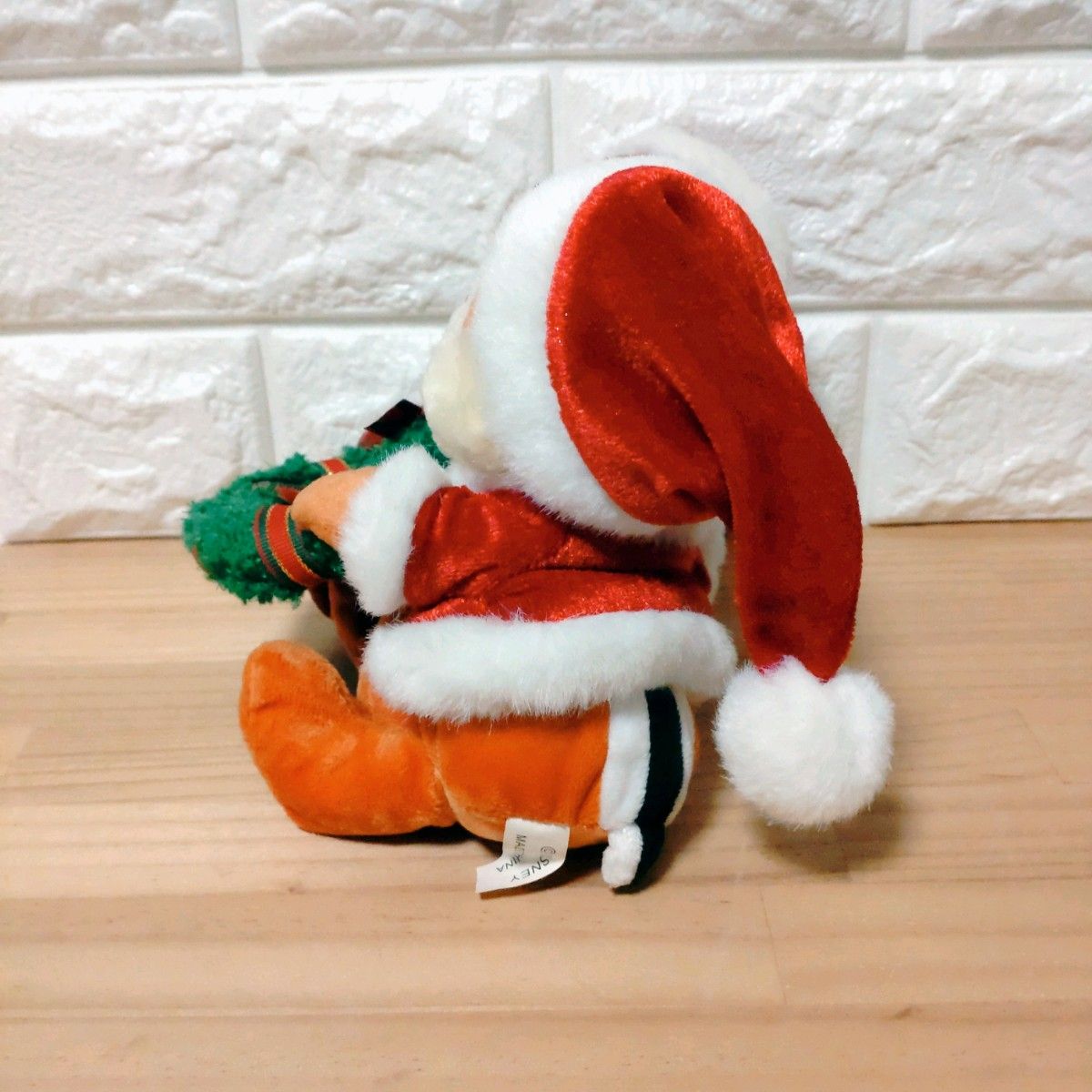 美品】 ディズニーストア チップ デール クリスマス サンタ リース