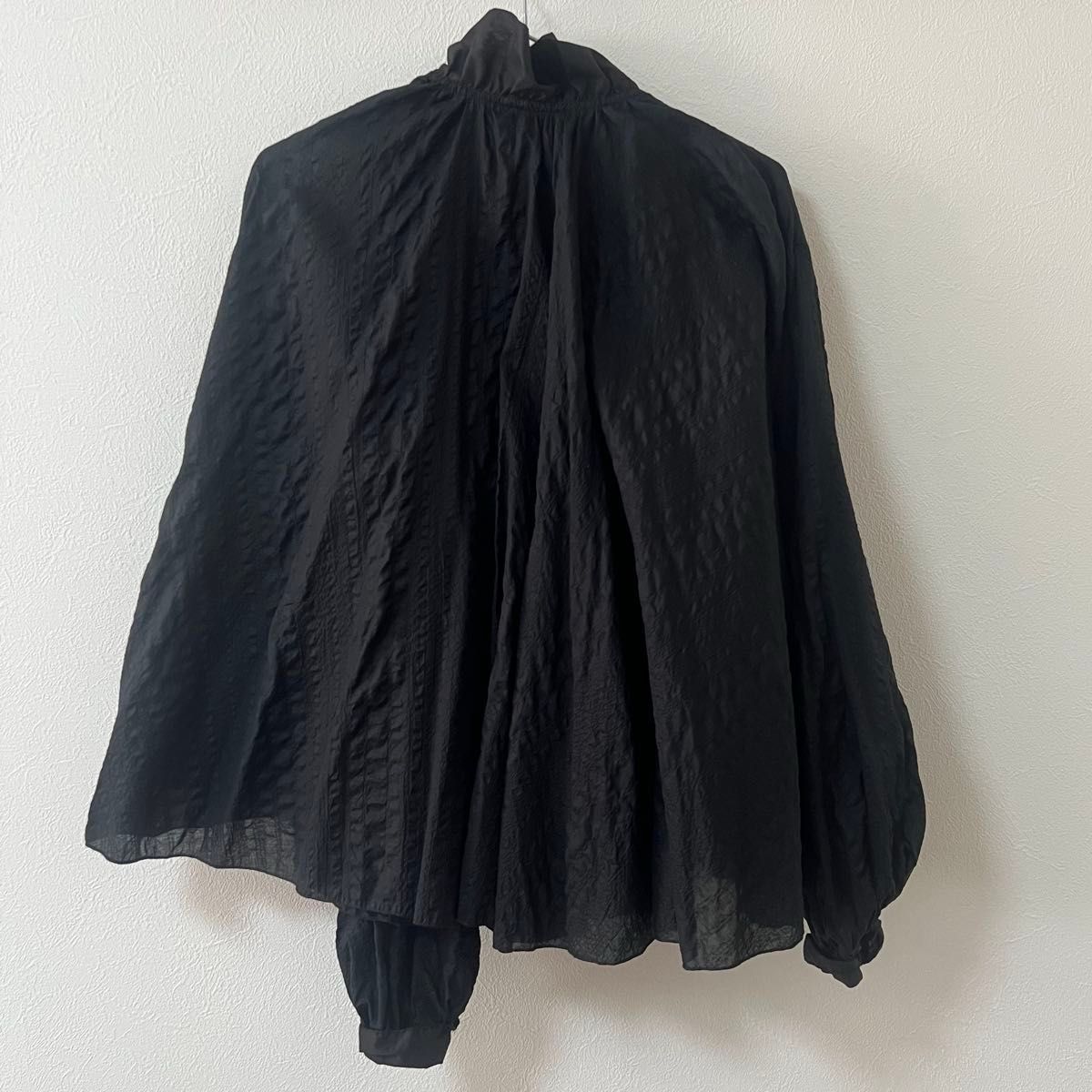 最終セール 新品 BEAMS JAPAN 別注 TORI-TO アシメフリルブラウス 日本