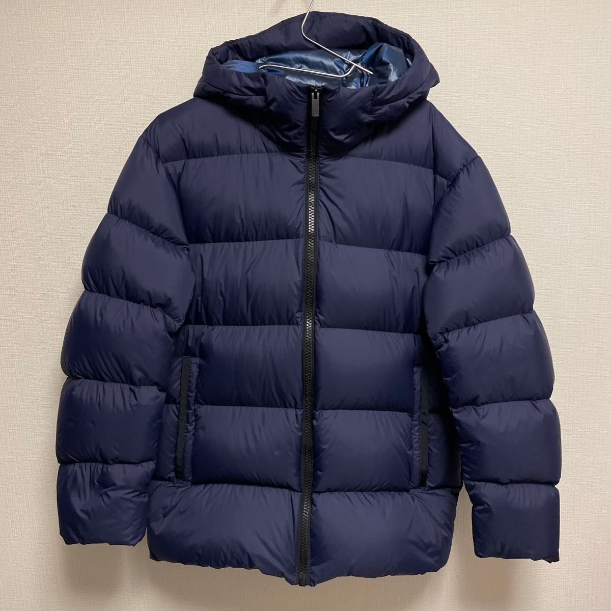 UNIQLO +J ライトダウンボリュームパーカ M ネイビー｜Yahoo!フリマ