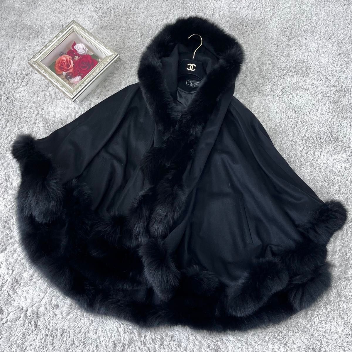 美品】SAGAFURS カシミヤ100 サガフォックスファー フード ポンチョ