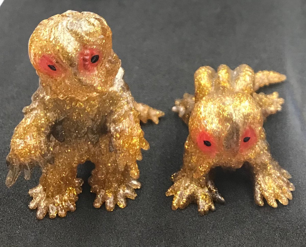 Yahoo!オークション - マルサン 東宝怪獣大図鑑ヘドラセット ゴールド