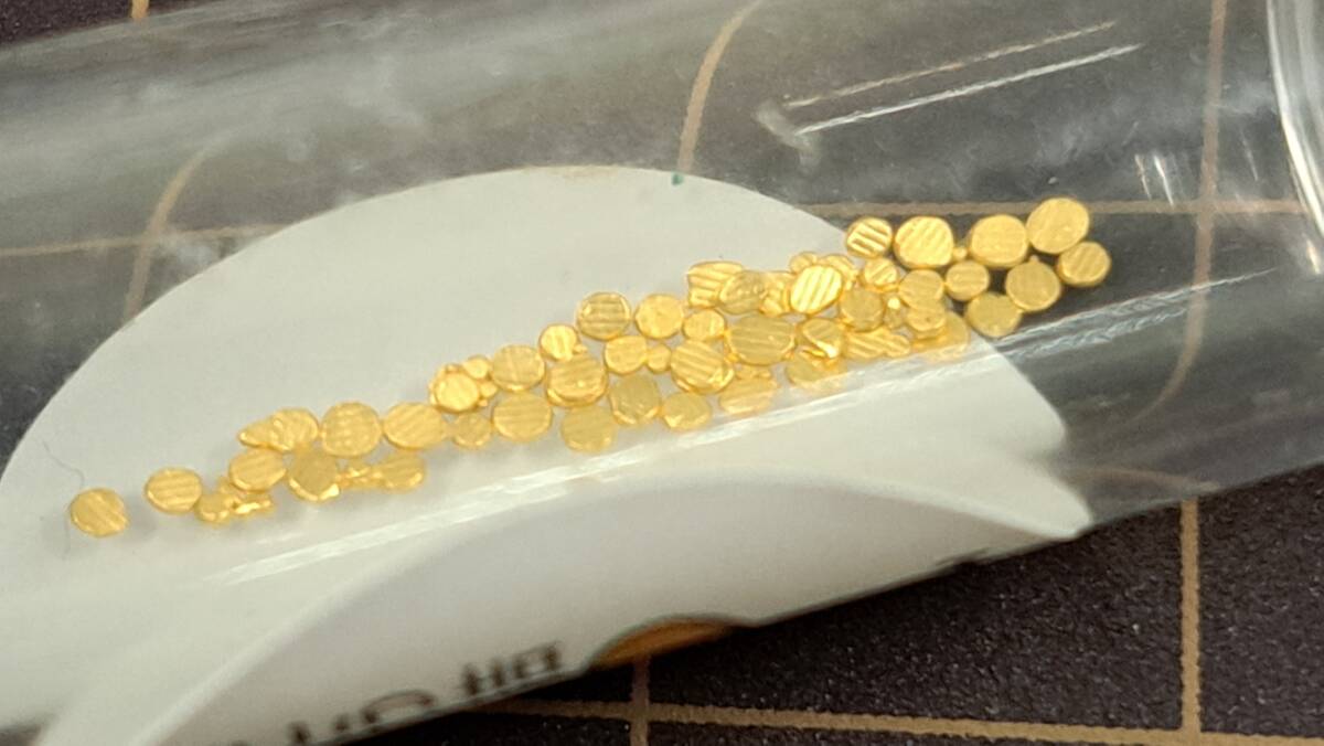 砂金セット＋銀粒 佐渡金山、土肥金山、甲斐黄金村 計18粒 24K（双子入