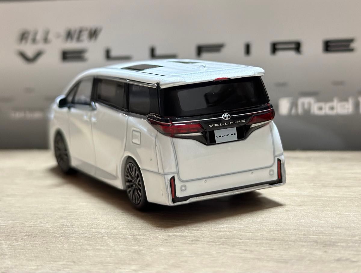 希少 日本未発売 新型 ヴェルファイア 40系 1/64 Model1 ミニカー 白