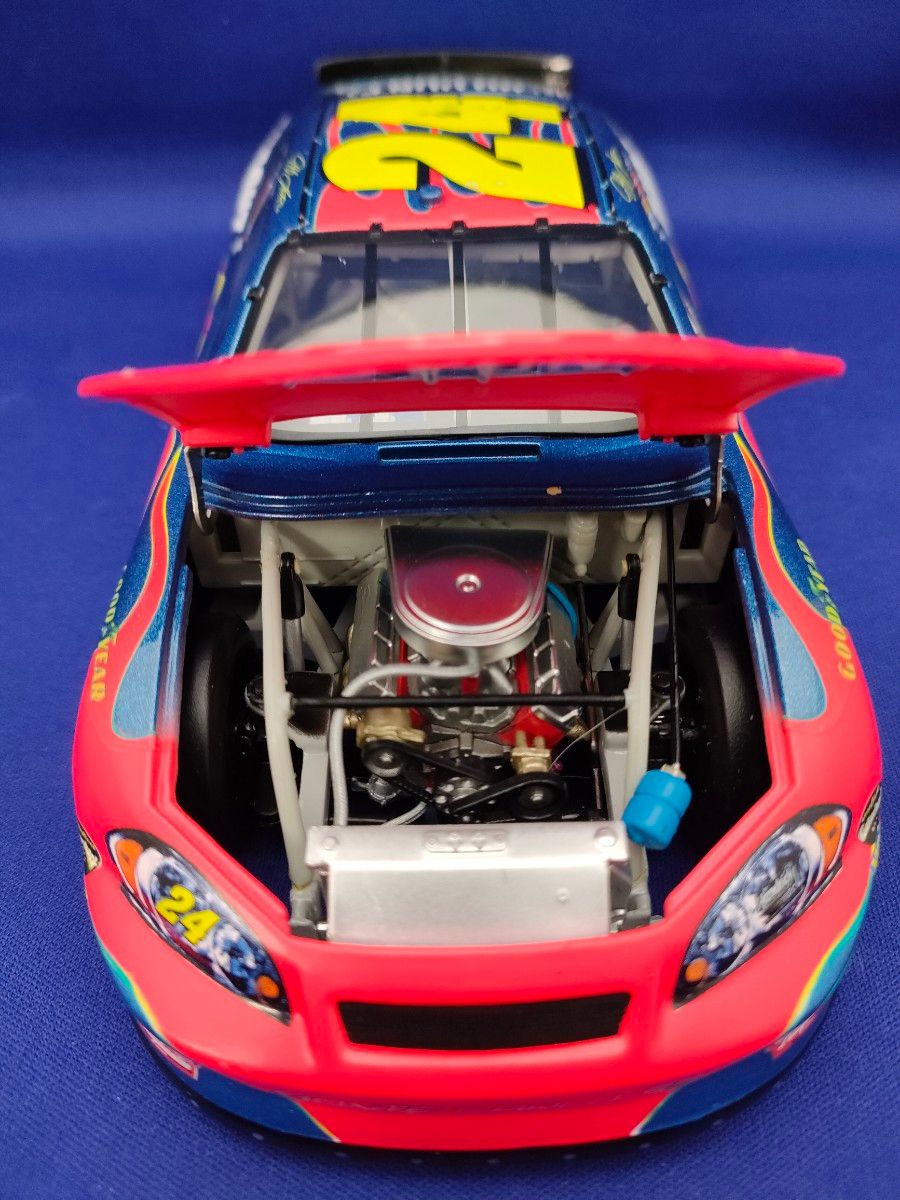 NASCAR 1/24 2007 モンテカルロ SS ジェフ・ゴードン #24 デュポン