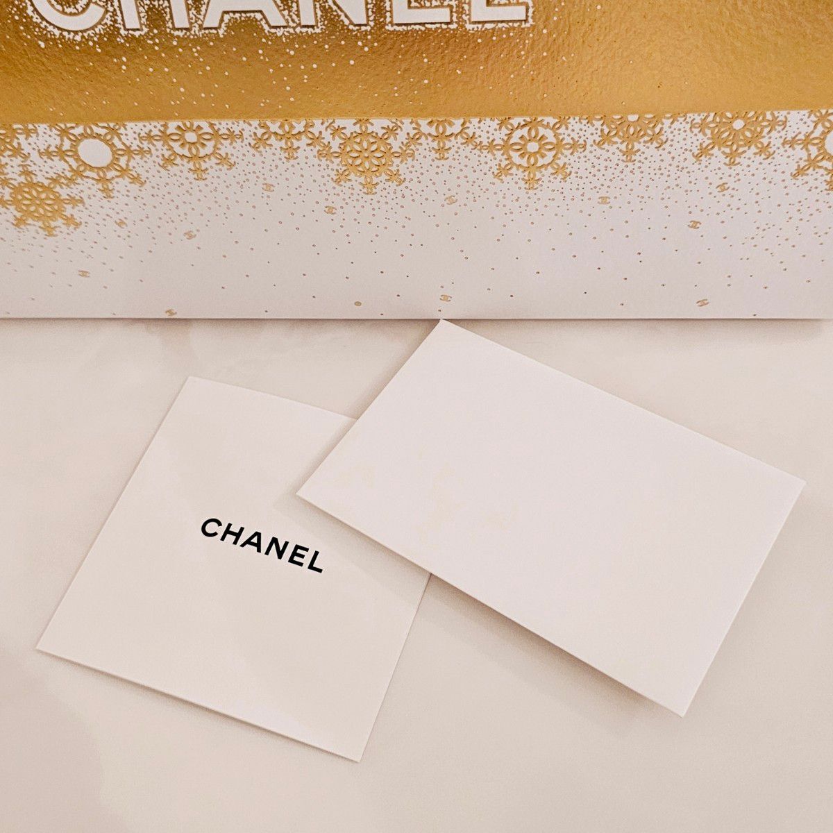 CHANEL シャネルホリデークリスマスコフレ2024 エッセンシャルケア