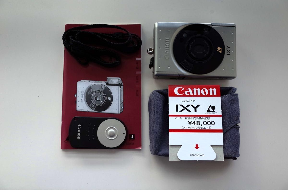 初代キャノンIXY（フィルムカメラ）動作確認済【未使用IX240フィルム3