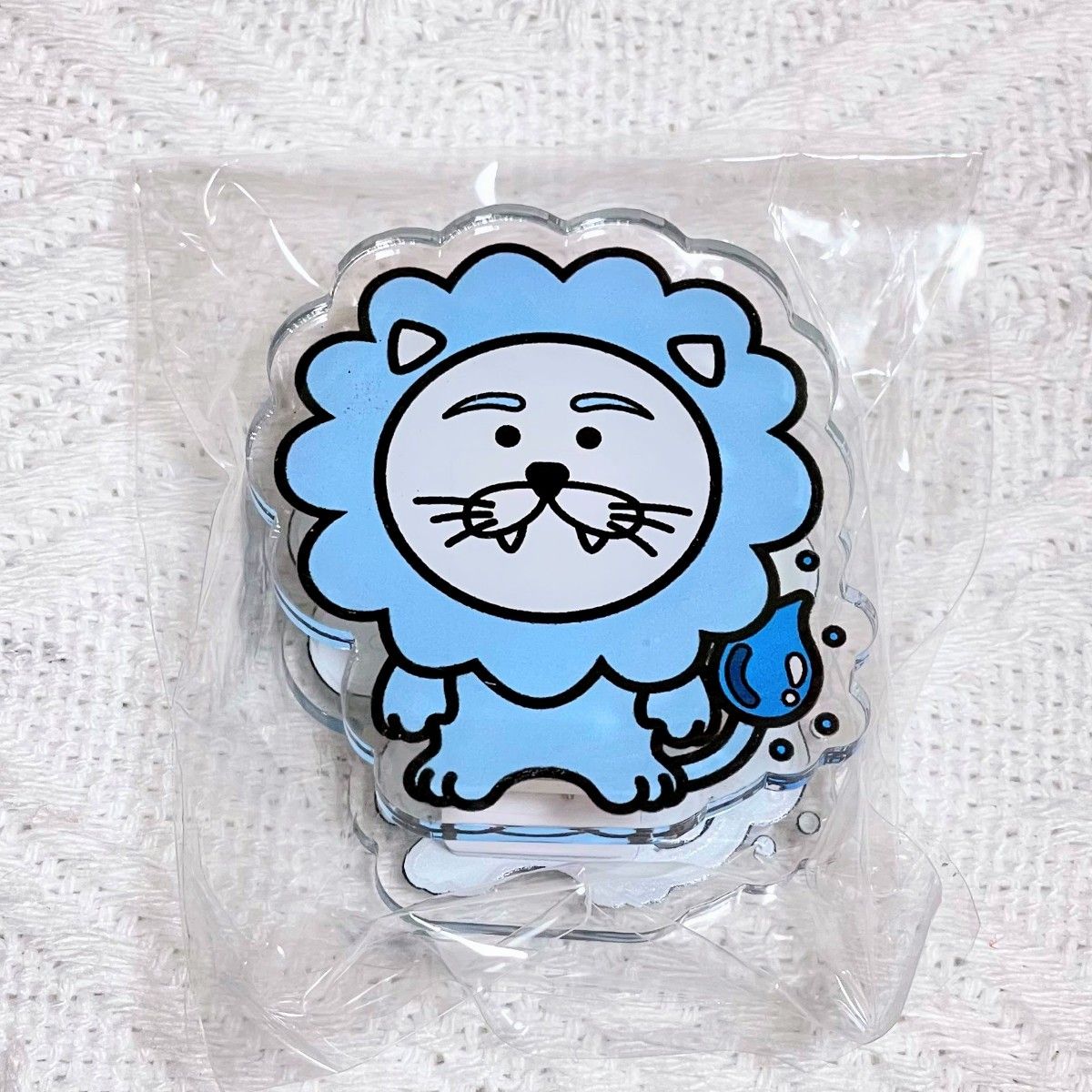 新品未開封】 OWV ガチャ ライオン アクリルクリップスタンド 佐野文哉