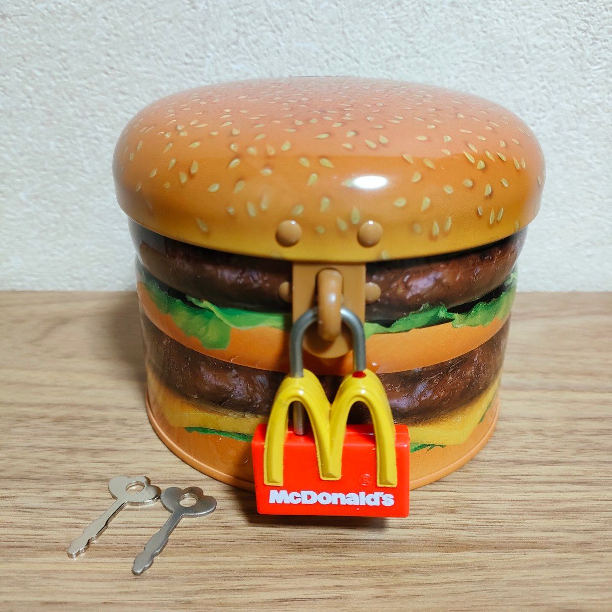 貯金箱 マクドナルド ビッグマック Big Mac 貯金缶 ブリキ ダイワ