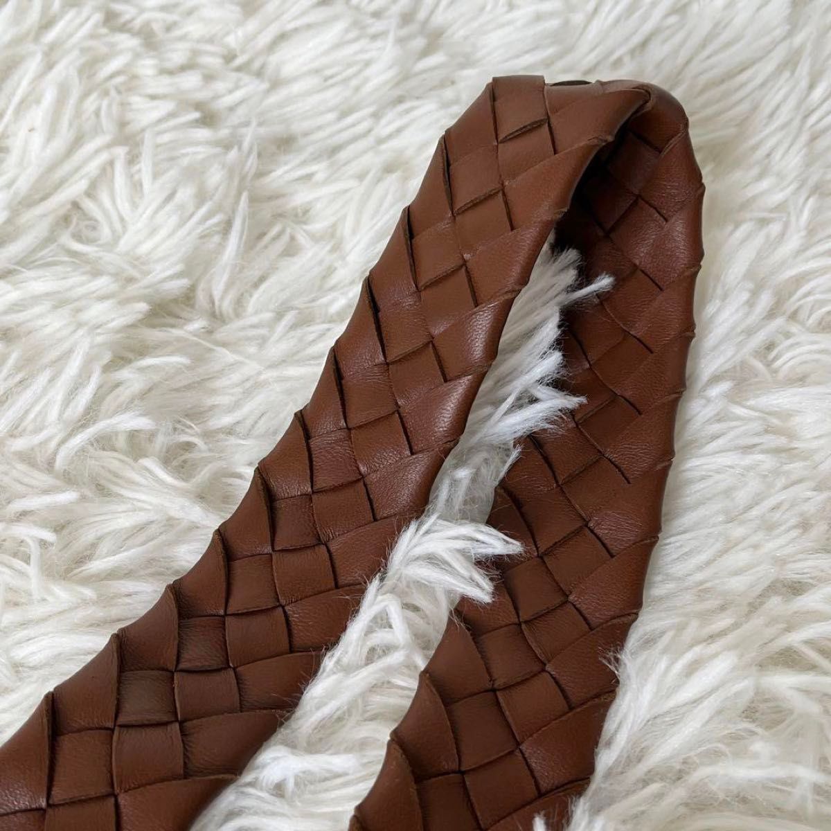 BOTTEGA VENETA ボッテガヴェネタ ショルダー ストラップ イントレ