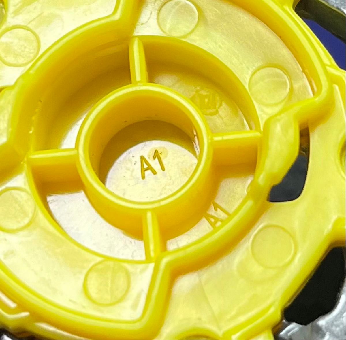 ベイブレードx ウィザードロッド9-60B 重量級・ダブルA1刻印ブレード