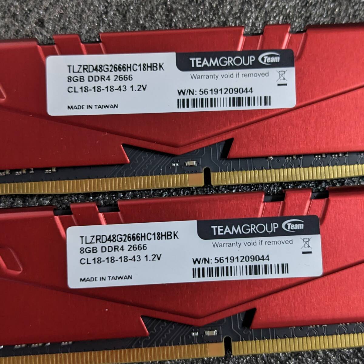 DDR4メモリ 16GB(8GB2枚組) TEAM T-FORCE VULCANZ TLZRD48G2666HC18HBK