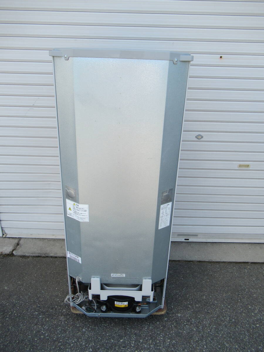 Yahoo!オークション - 三菱冷凍冷蔵庫MR-P15Z-S1 2016年 美品 14