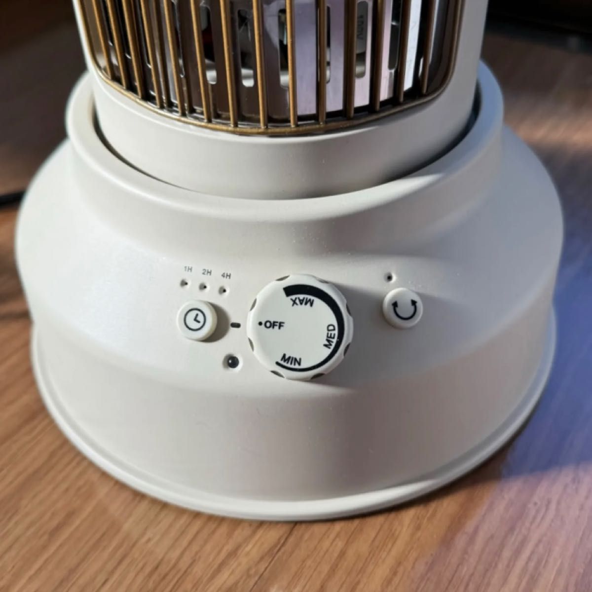 美品】BRUNO カーボンヒーター NostalStovewide グレージュ BOE077-GRG