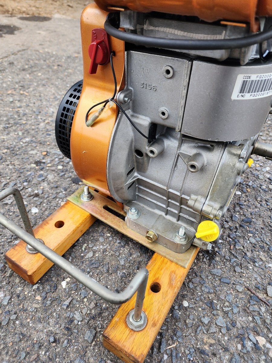 Yahoo!オークション - KAWASAKI ガソリンエンジン FG200G 川崎重工業㈱