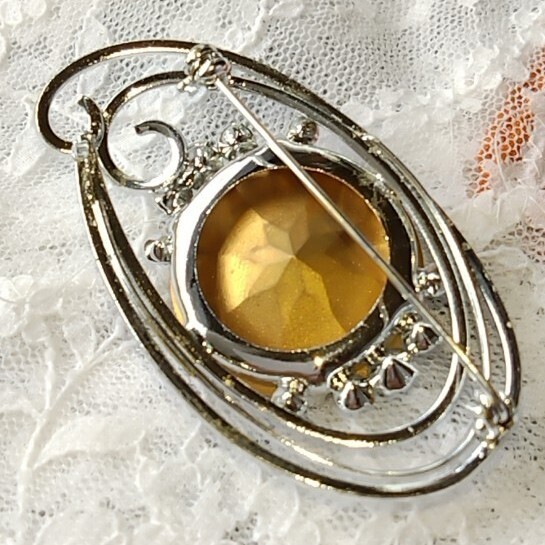 大粒 アイリスガラス 虹色 輝きが美しいブローチ ヴィンテージ｜Yahoo