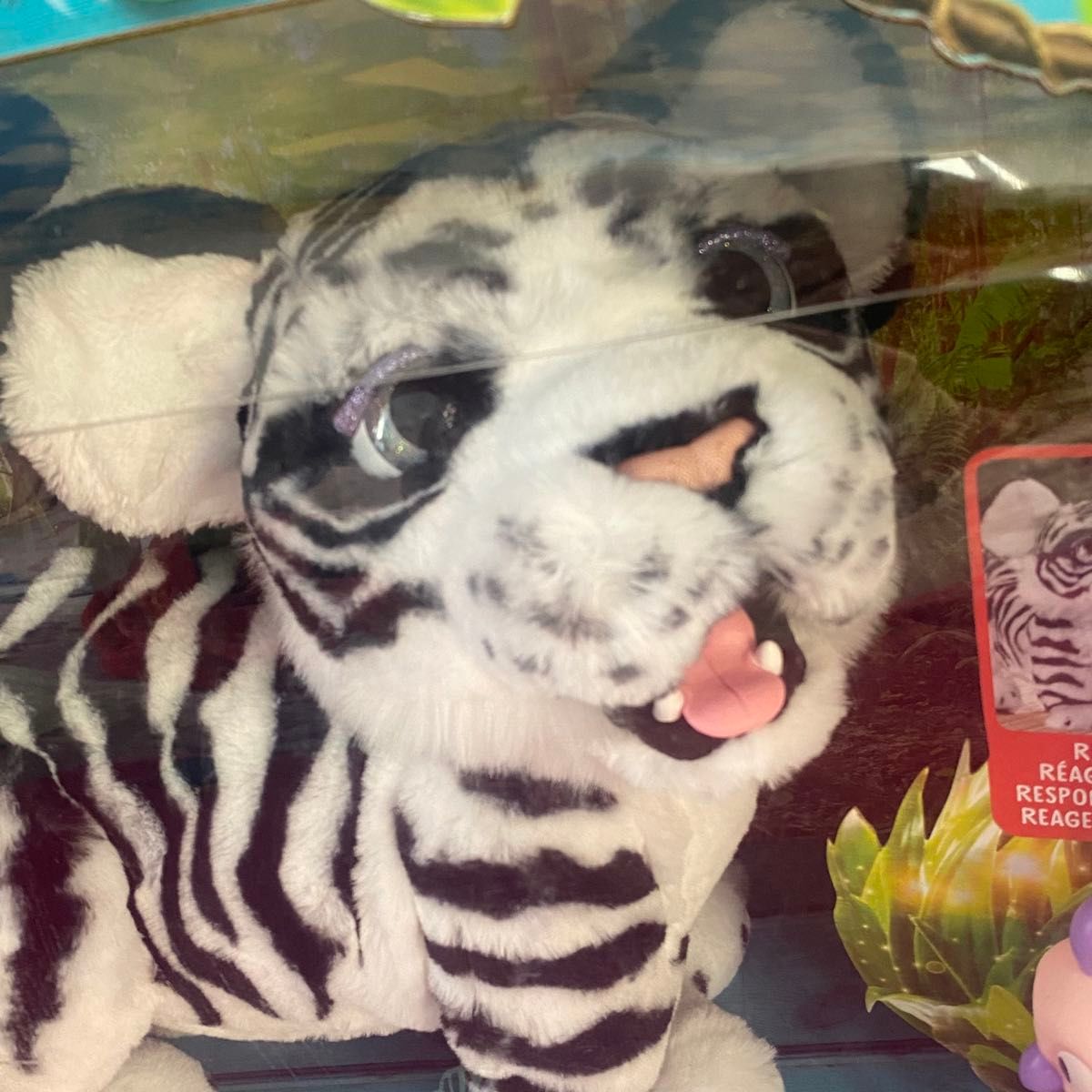 ファーリアル ロアーリングアイボリー タイガー 新品 限定版 レア