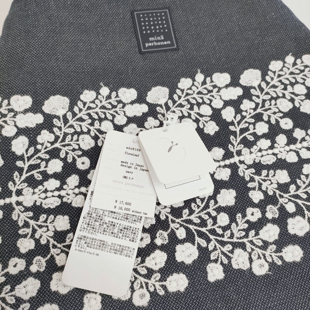 Yahoo!オークション - mina perhonen 新品 ads9169 floraleaf エッグバ