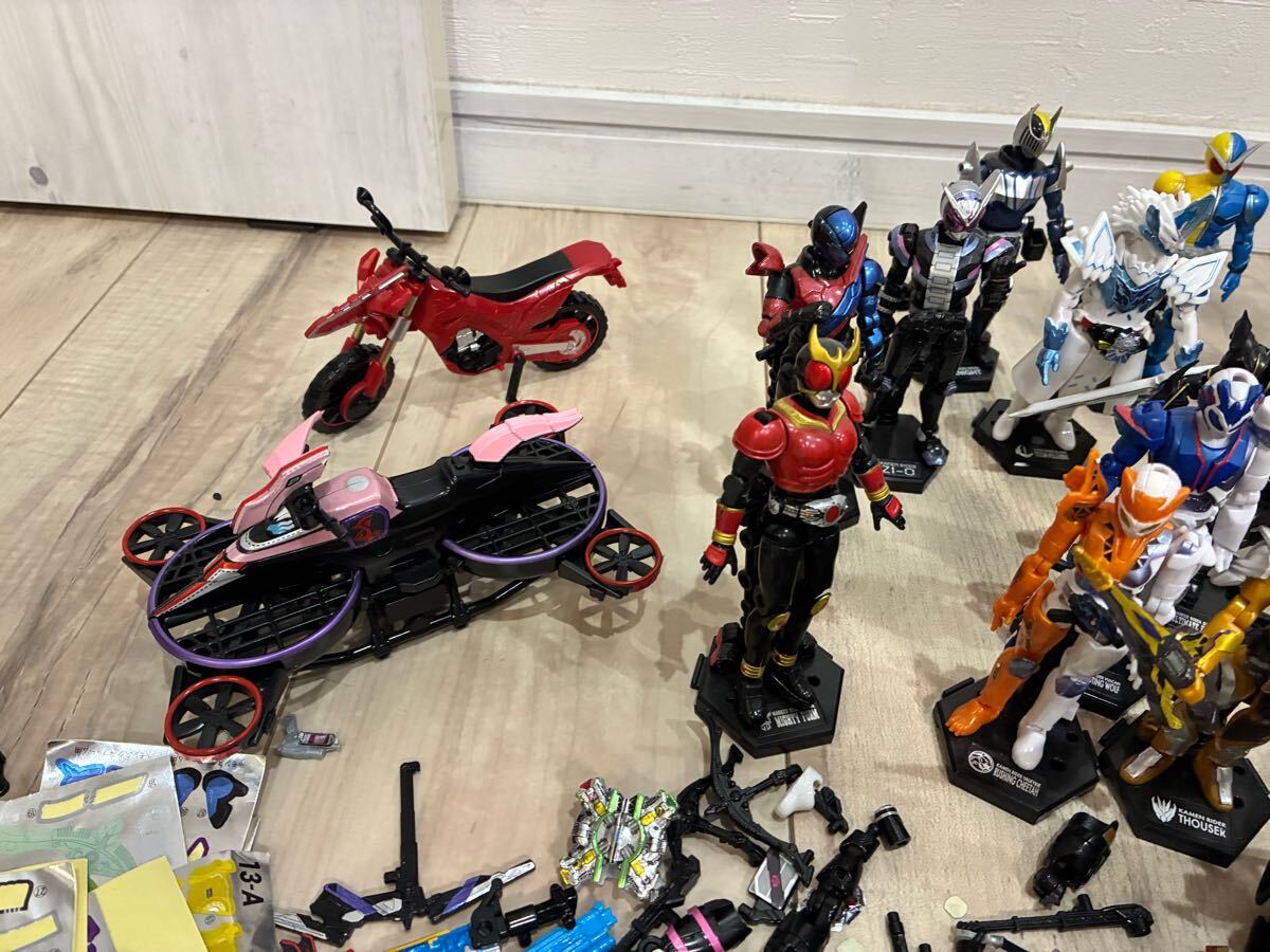 仮面ライダー 食玩フィギュア 大量 まとめ ジャンク 現状品 装動 掌動