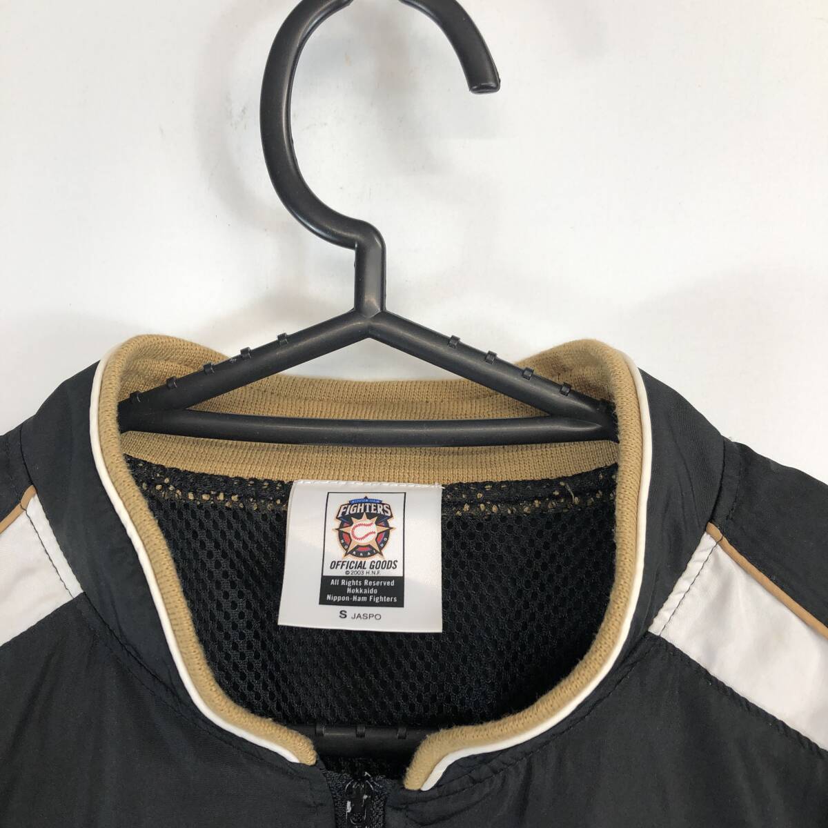 北海道日本ハムファイターズ ハーフジップ ウインドブレーカー 半袖 S