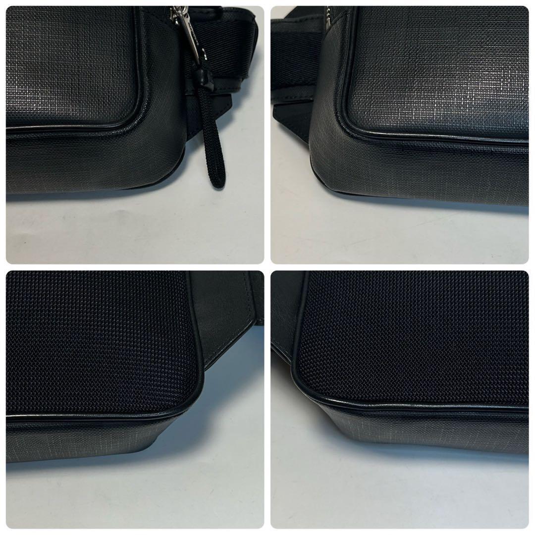 m92【未使用級】バーバリー ロンドンチェック PVC ボディバッグ ショルダー