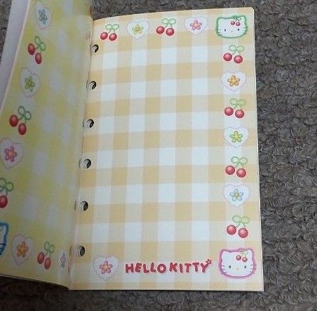 キティ シール帳 手帳 6穴 さくらんぼ 平成レトロ レトロ 平成女児