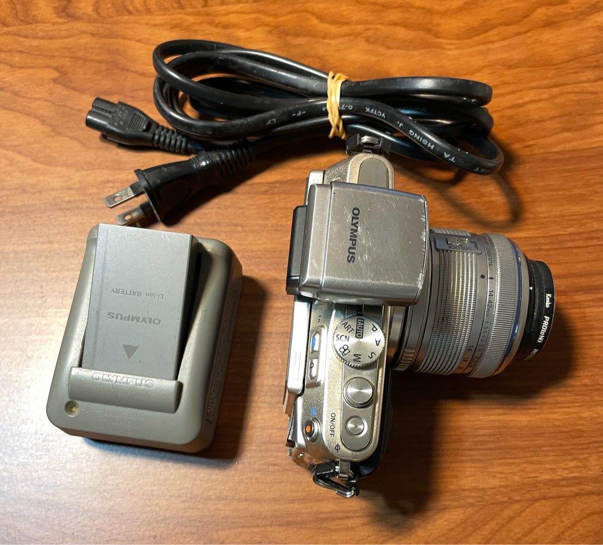 ジャンク OLYMPUS PEN Lite E-PL5 デジタルカメラ ミラーレス一眼レフ