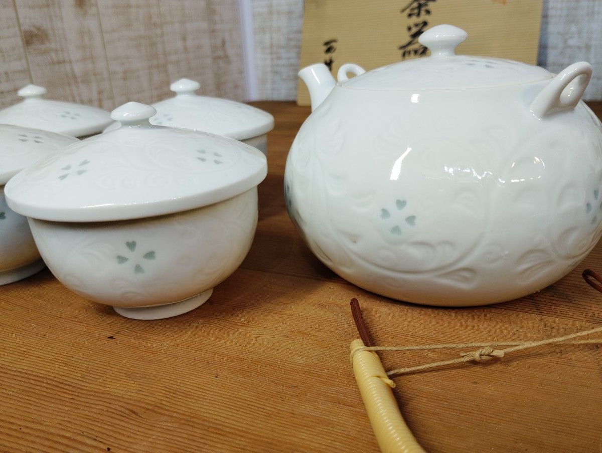 有田焼 蓋付 湯呑み 4客 急須 セット 新品 未使用 揃 ホタル 唐草 茶器