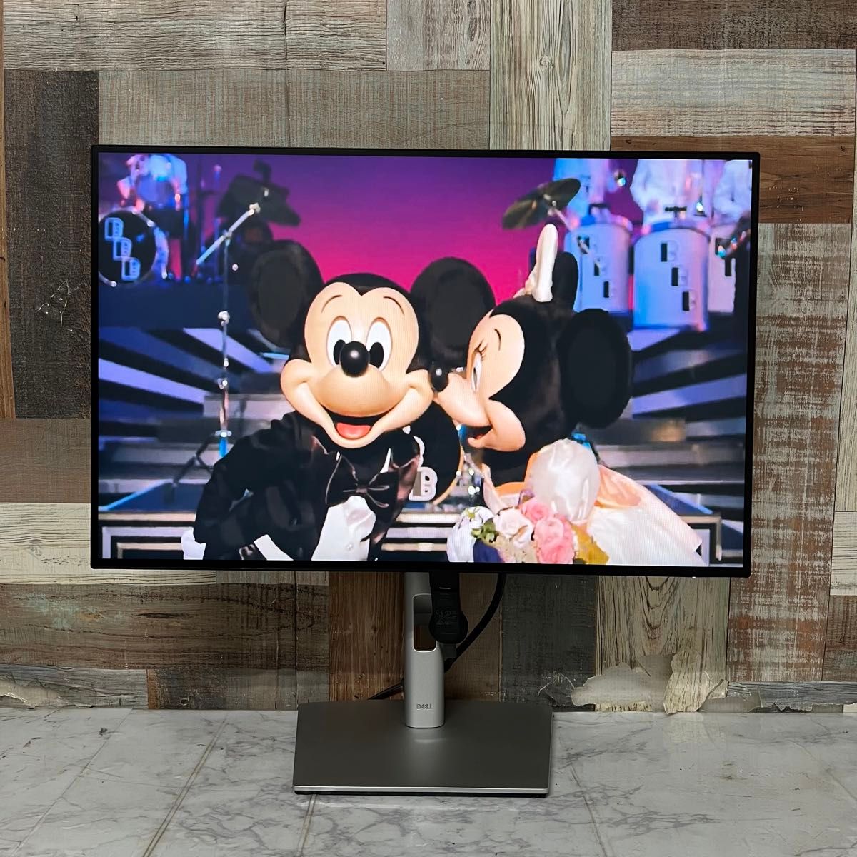 即日発送全国送料込 2年前購入 DELL24型ワイド液晶モニターブルー