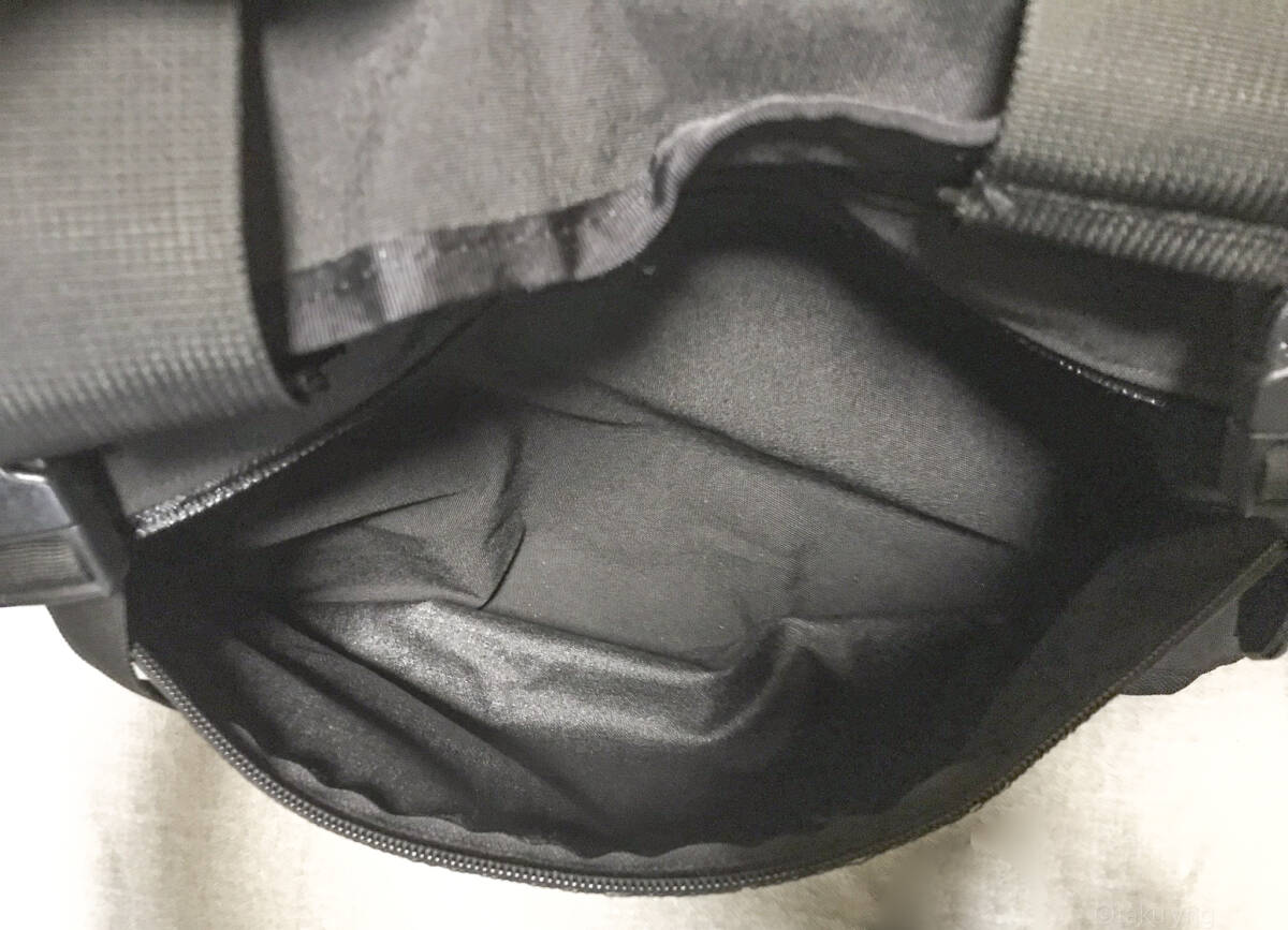 INSIDELINE EQUIPMENT ILE ロールトップダッフル ボストン 22L バイク