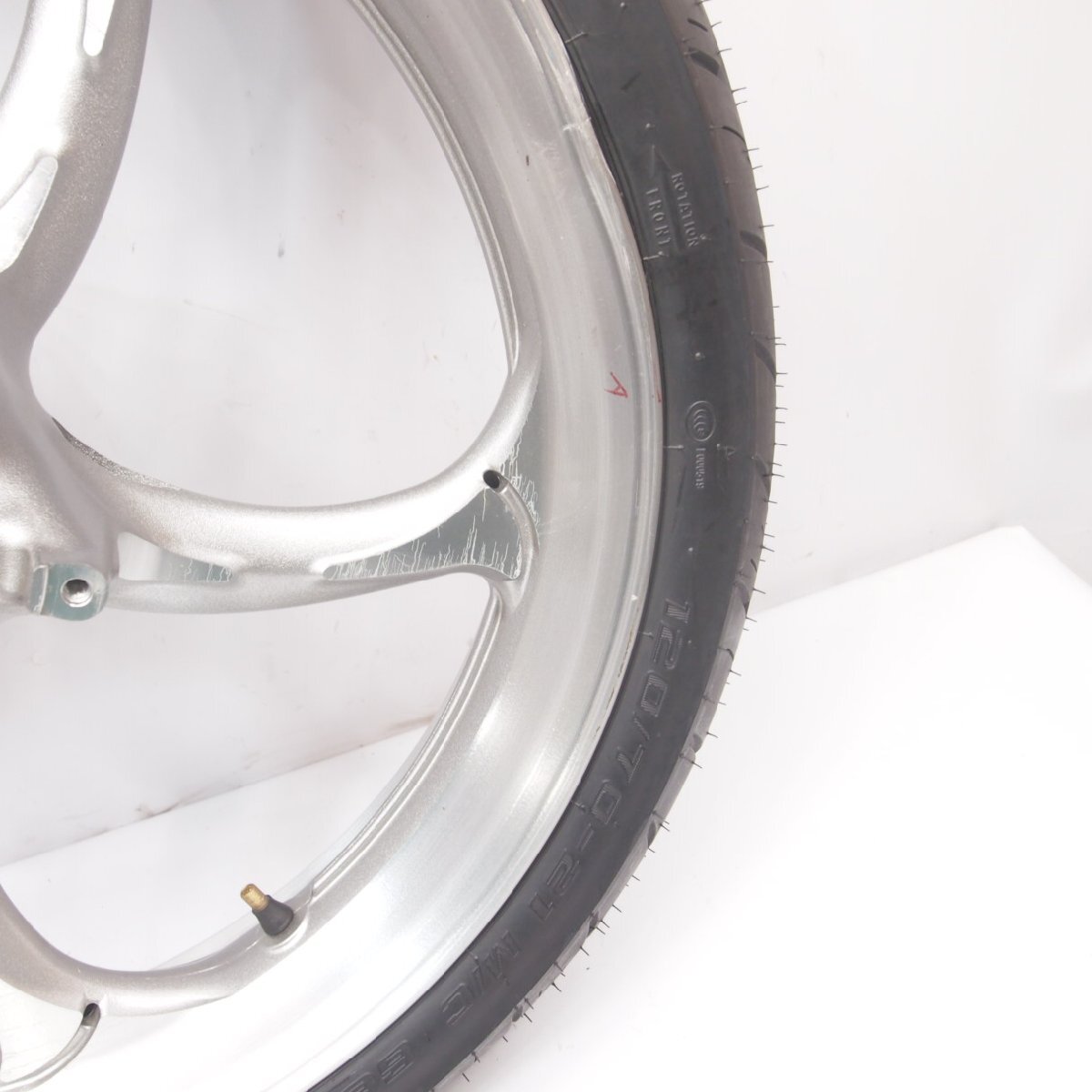 Yahoo!オークション - XV1900CU純正フロントホイール がっつり歪み 補