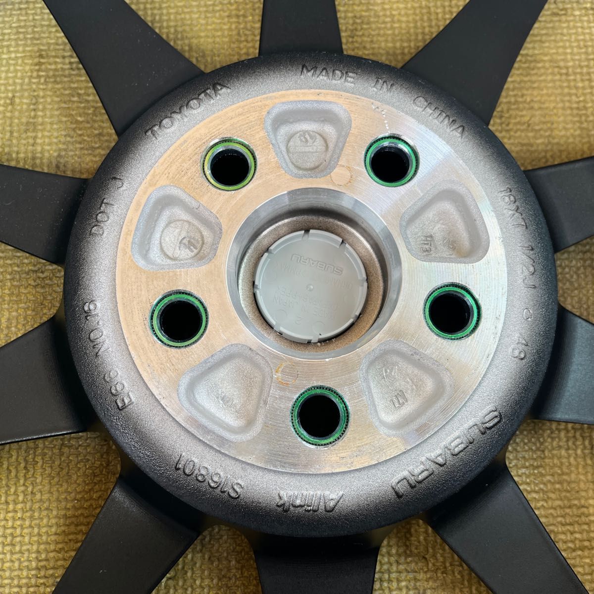 新車外し トヨタ GR86 純正ホイール1本 18インチ7 5J+48 100-5H マット