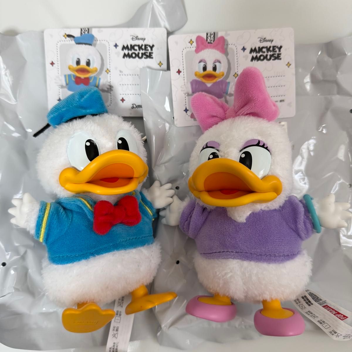 POPMART Mickey Family ドナルド デイジー キーチェーン｜Yahoo!フリマ