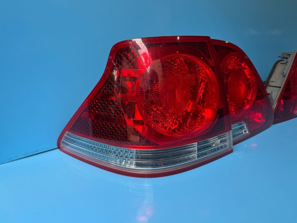 18系クラウン アスリート前期 寒冷地テールランプ ゼロクラ 18クラウン