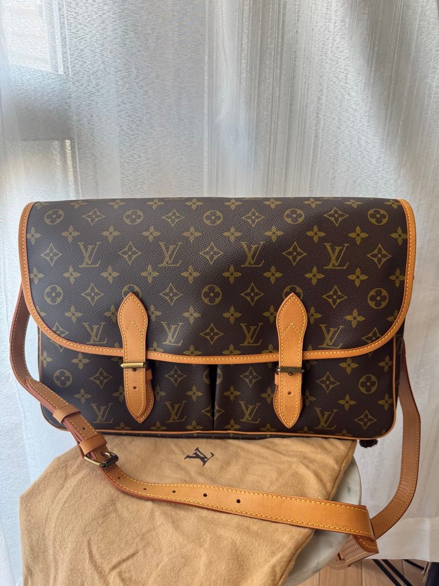 超美品 ルイヴィトン モノグラム ジベシエールGM ショルダーバッグ